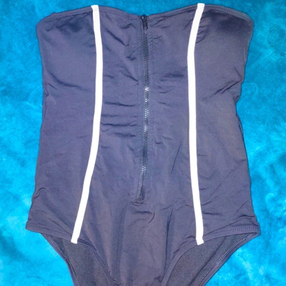 Apt. 9 strapless quarter zip bathing suit size large